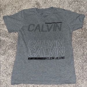 Kids sz 3T Calvin Klein tee barley worn